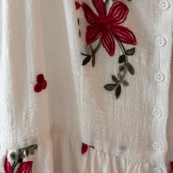 Christy Dawn The Nicks Dress Floral White and Red Lily NWT Size Medium - Picture 6 of 7